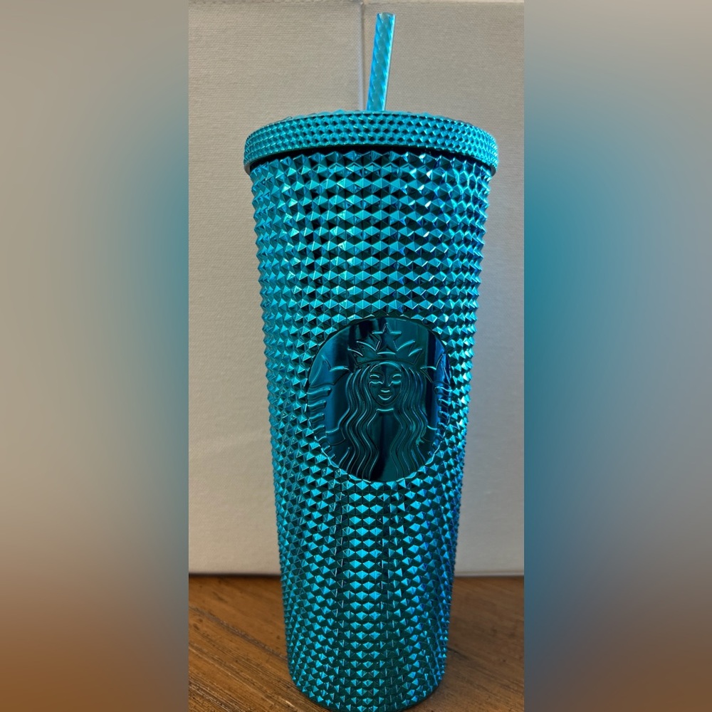 Starbucks Summer 2023 Blue Chrome Studded Venti 24oz Tumbler with Straw NWT
